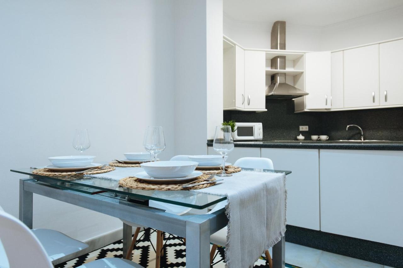 Holi-Rent Lanza Appartement Sevilla Buitenkant foto