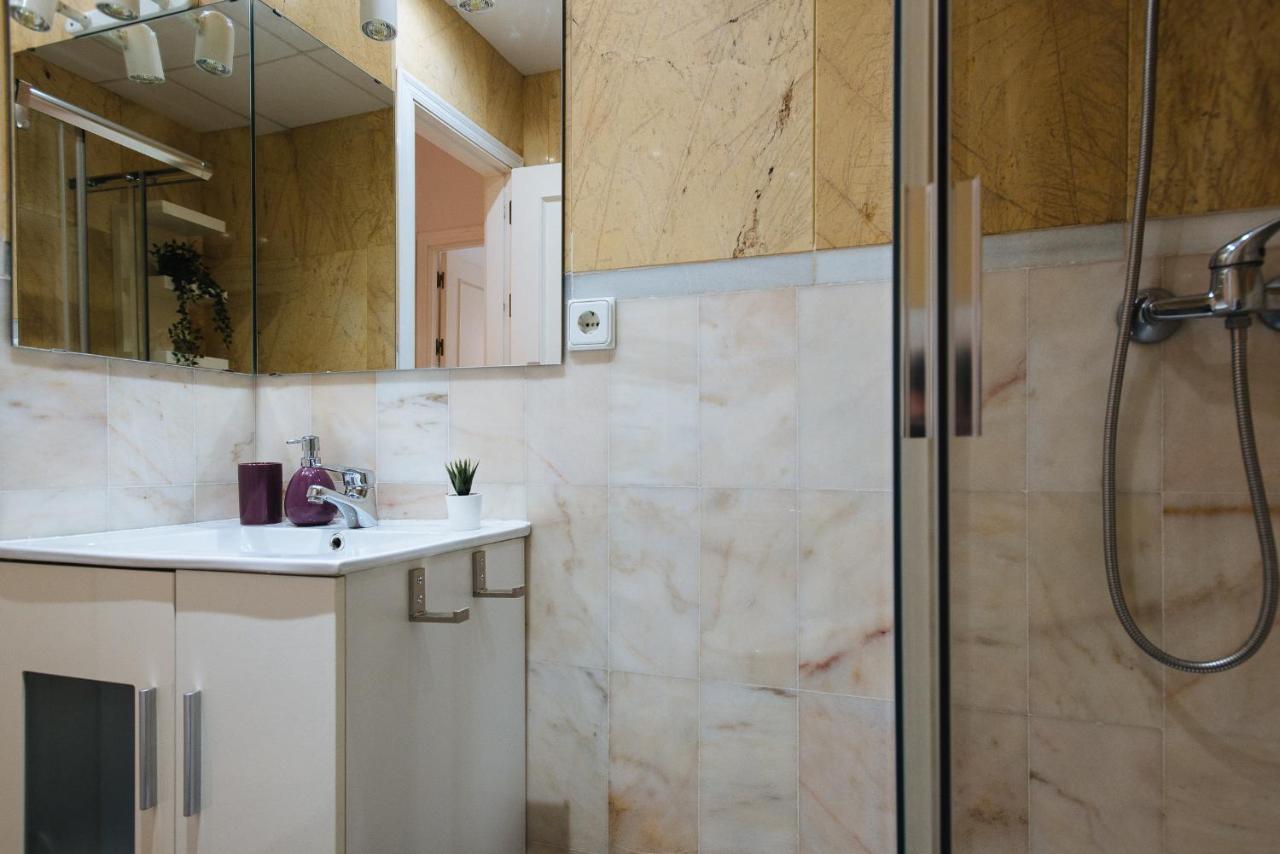 Holi-Rent Lanza Appartement Sevilla Buitenkant foto